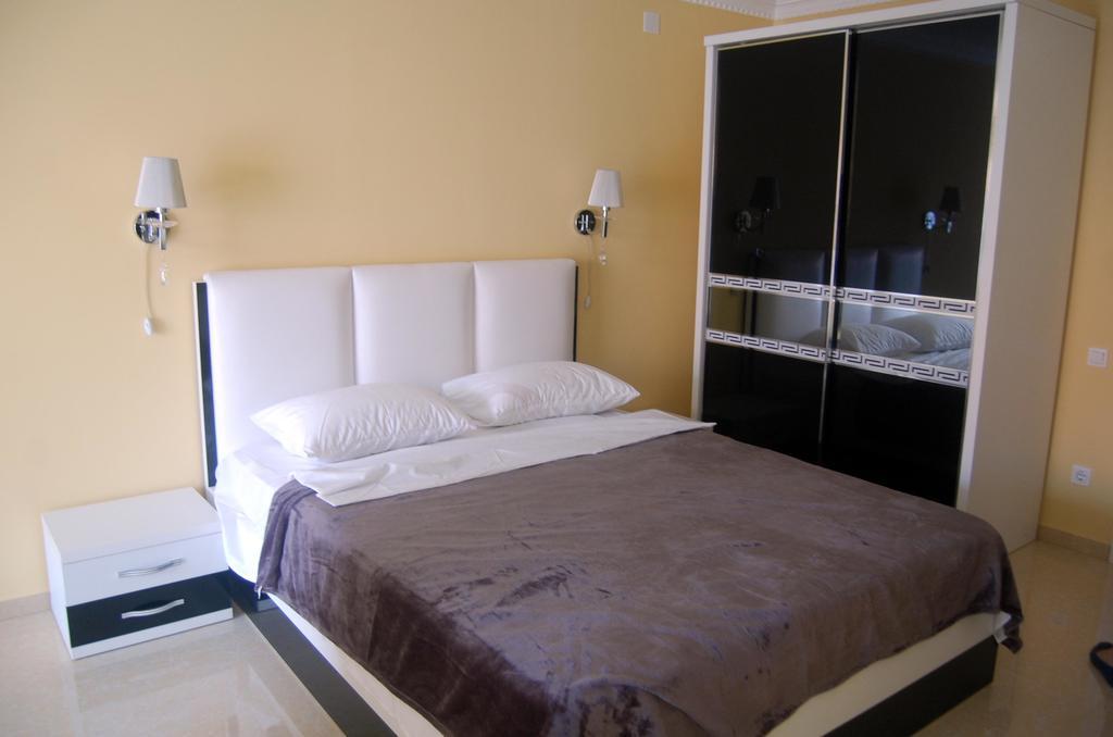 David'S Guest House Kobuleti Exterior photo